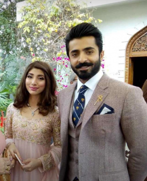 Meet Hala Soomro - Shehryar Munawar’s Beautiful Fiancé And We've Got All The Details You're Curious About! - Parhlo.com