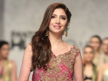 pakistani celebrities mahira khan alizeh shah 