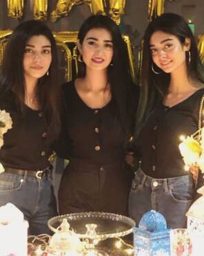 Sarah Khan with her sister Aisha Khan