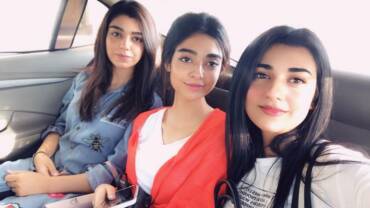 Sarah Khan with her sister Aisha Khan