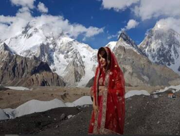 karakoram pakistani girl